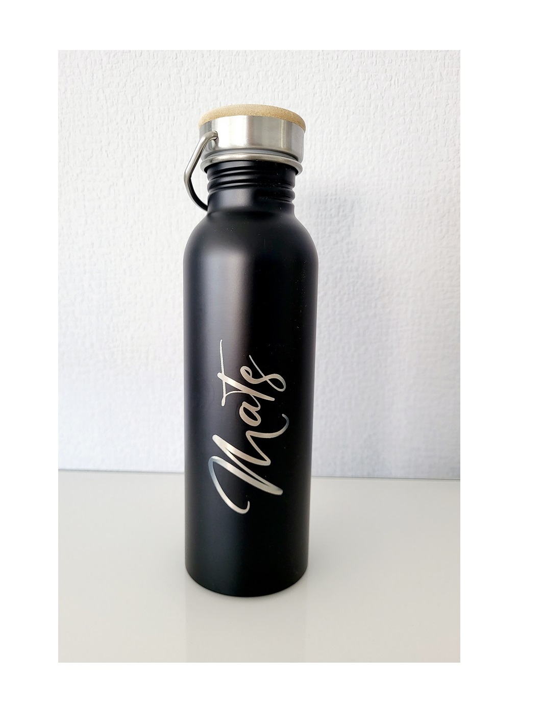 Edelstahlflasche Flasche aus Edelstahl / personalisierte Trinkflasche / für Zuhause und Unterwegs/ individuell gestaltet in 5 Farben